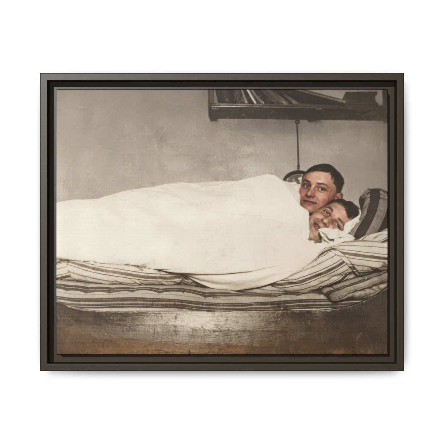 paire 117 | Framed Vintage Photo - Matte Canvas