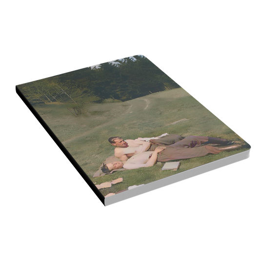 Vintage_Photo_-_paire__073__Softcover_N_Cover_Front_Angle_Mockup.png